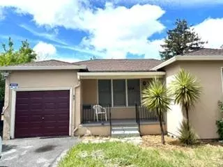 827 Chestnut St, Redwood City, CA 94063
