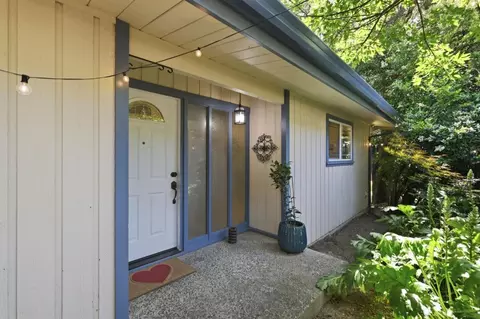 111 Greenview Dr, Boulder Creek, CA 95006