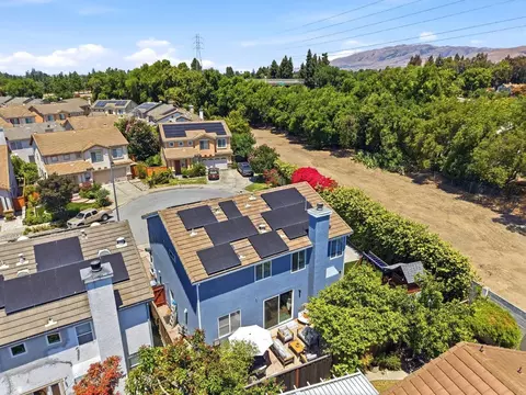 View/Area - 2202 Estee Ct, San Jose, CA 95133 photo 5 of 10