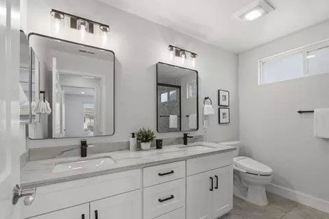 Bath - 2202 Estee Ct, San Jose, CA 95133 photo 4 of 6