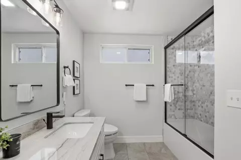 Bath - 2202 Estee Ct, San Jose, CA 95133 photo 5 of 6