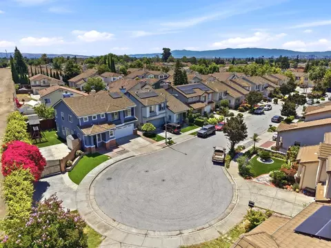 View/Area - 2202 Estee Ct, San Jose, CA 95133 photo 3 of 10