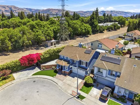 View/Area - 2202 Estee Ct, San Jose, CA 95133 photo 4 of 10