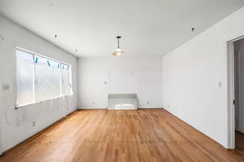 Living - 1119 C St, Salinas, CA 93905 photo 2 of 8