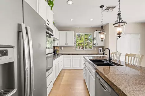 Kitchen - 130 Ridge Crest Ct, Oakley, CA 94561 photo 3 of 4