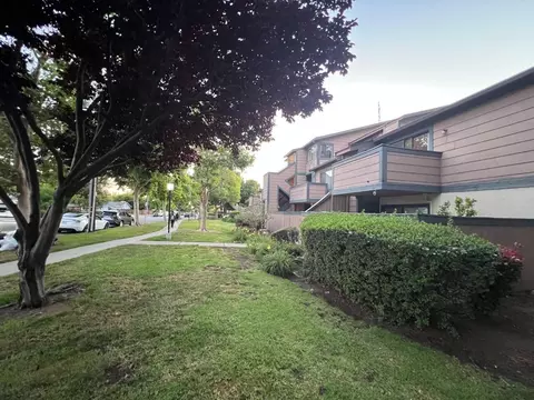 Exterior - 310 Hackamore Ln, Fremont, CA 94539 photo 3 of 4