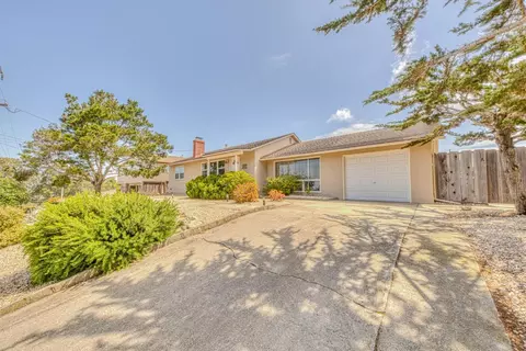 2050 Mendocino St, Seaside, CA 93955