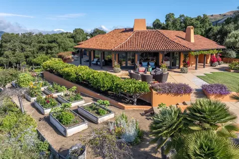 275 El Caminito Rd, Carmel Valley, CA 93924