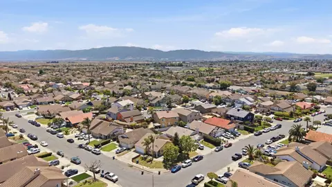 View/Area - 1015 Eagle Dr, Salinas, CA 93905 photo 7 of 8