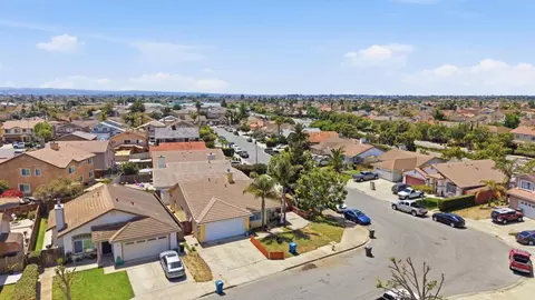 View/Area - 1015 Eagle Dr, Salinas, CA 93905 photo 2 of 8