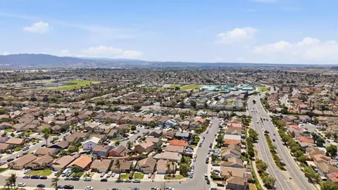 View/Area - 1015 Eagle Dr, Salinas, CA 93905 photo 6 of 8