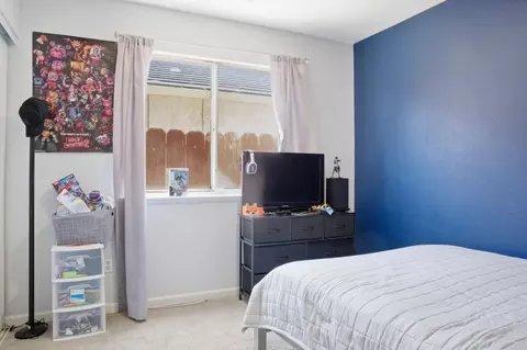 Bedroom - 1015 Eagle Dr, Salinas, CA 93905 photo 3 of 3