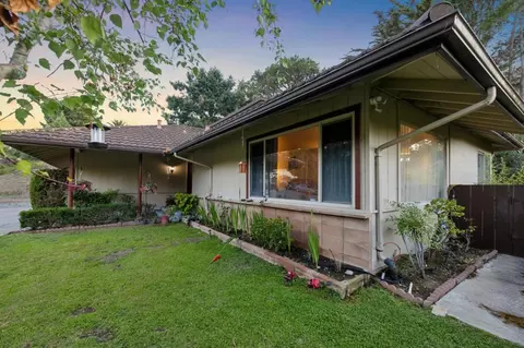 1376 Murchison Dr, Millbrae, CA 94030 photo 4