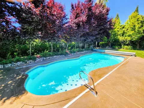 Exterior - 7545 Pinehurst Pl, Gilroy, CA 95020 photo 2 of 12