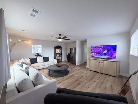 37521 Avenue 12, Madera, CA 93636