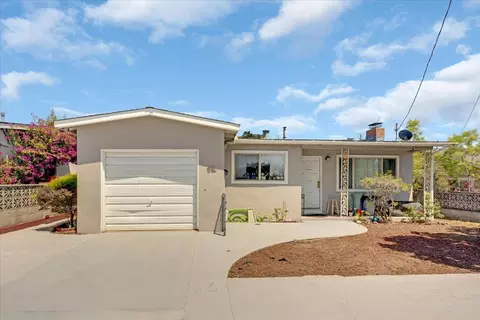 1852 Laguna St, Seaside, CA 93955