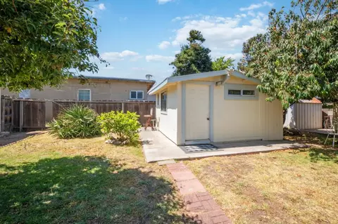 Exterior - 1413 Wiren St, Salinas, CA 93905 photo 9 of 9