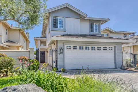 209 Montclair Ln, Salinas, CA 93906