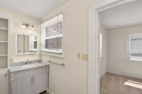 Bath - 1099 David Ave, Monterey, CA 93940 photo 1 of 2