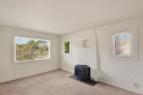Living - 1099 David Ave, Monterey, CA 93940 photo 2 of 5