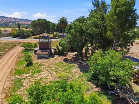 View/Area - 3115 Leavesley Rd, Gilroy, CA 95020 photo 8 of 21