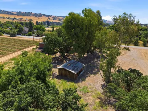 View/Area - 3115 Leavesley Rd, Gilroy, CA 95020 photo 9 of 21