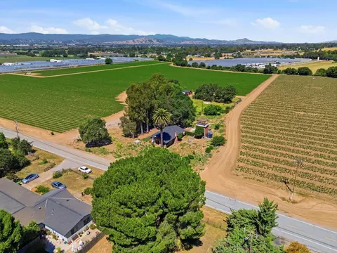 View/Area - 3115 Leavesley Rd, Gilroy, CA 95020 photo 15 of 21