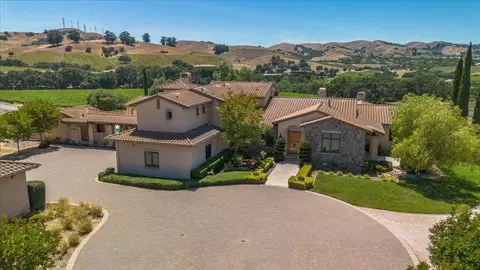 741 Kalthoff Cmn, Livermore, CA 94550