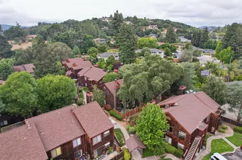 View/Area - 1555 Hecker Pass Rd E201, Gilroy, CA 95020 photo 1 of 5