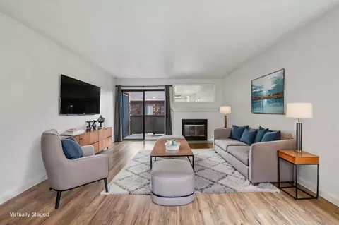 Living - 1555 Hecker Pass Rd E201, Gilroy, CA 95020 photo 1 of 3