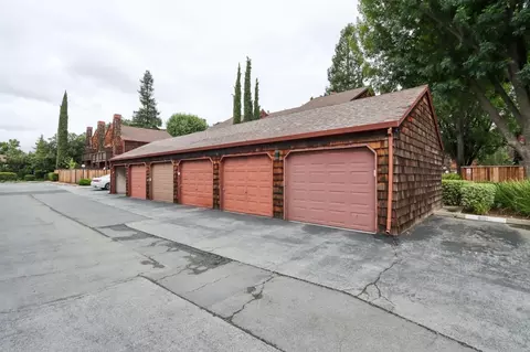 Exterior - 1555 Hecker Pass Rd E201, Gilroy, CA 95020 photo 6 of 6