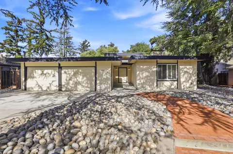15515 Corinne Dr, Los Gatos, CA 95032