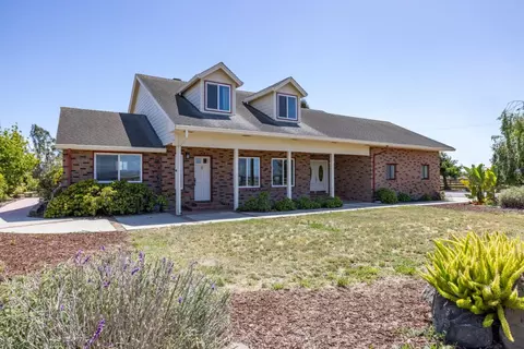 268 Espinosa Rd, Salinas, CA 93907