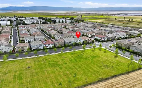 View/Area - 39502 Darner Dr, Newark, CA 94560 photo 3 of 5