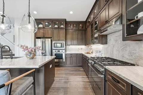 Kitchen - 39502 Darner Dr, Newark, CA 94560 photo 3 of 5