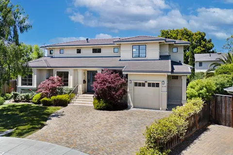 3198 Maddux Dr, Palo Alto, CA 94303
