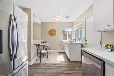 Kitchen - 297 Perch Way, Aptos, CA 95003 photo 3 of 4