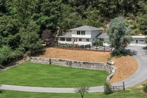 423 Nelson Rd, Scotts Valley, CA 95066