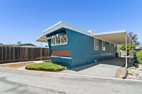 1555 Merrill St 95, Santa Cruz, CA 95062