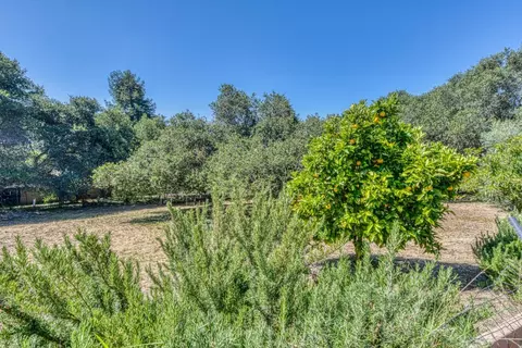 Exterior - 19085 Marjorie Rd, Salinas, CA 93907 photo 9 of 14