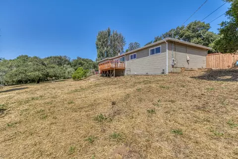 Exterior - 19085 Marjorie Rd, Salinas, CA 93907 photo 6 of 14