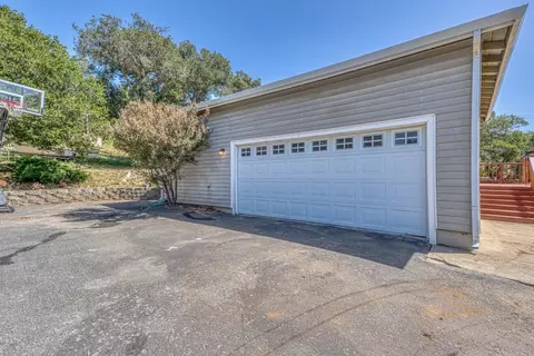 Exterior - 19085 Marjorie Rd, Salinas, CA 93907 photo 10 of 14