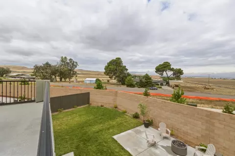 Exterior - 4065 Maddy Ave, Tracy, CA 95377 photo 6 of 10