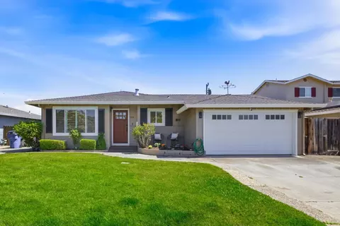 1676 Ebbetts Dr, Campbell, CA 95008