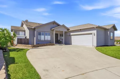 1461 El Cerro Dr, Hollister, CA 95023