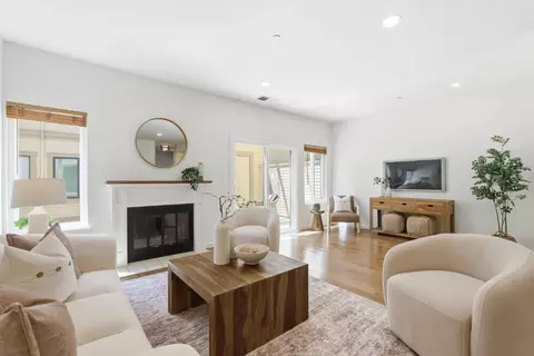 969 La Mesa Ter G, Sunnyvale, CA 94086