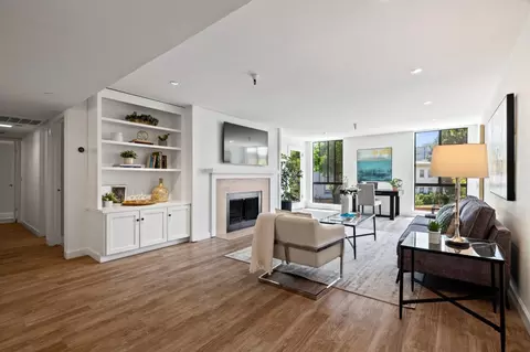 1210 Bellevue Ave 204, Burlingame, CA 94010