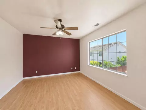 Living - 73 Images Cir, Milpitas, CA 95035 photo 5 of 9