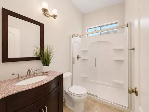 Bath - 73 Images Cir, Milpitas, CA 95035 photo 2 of 9