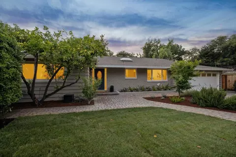 1114 Laureles Dr, Los Altos, CA 94022